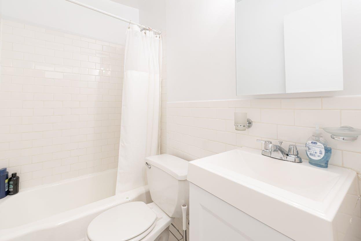 Furnished Studio in Lenox Hill Manhattan