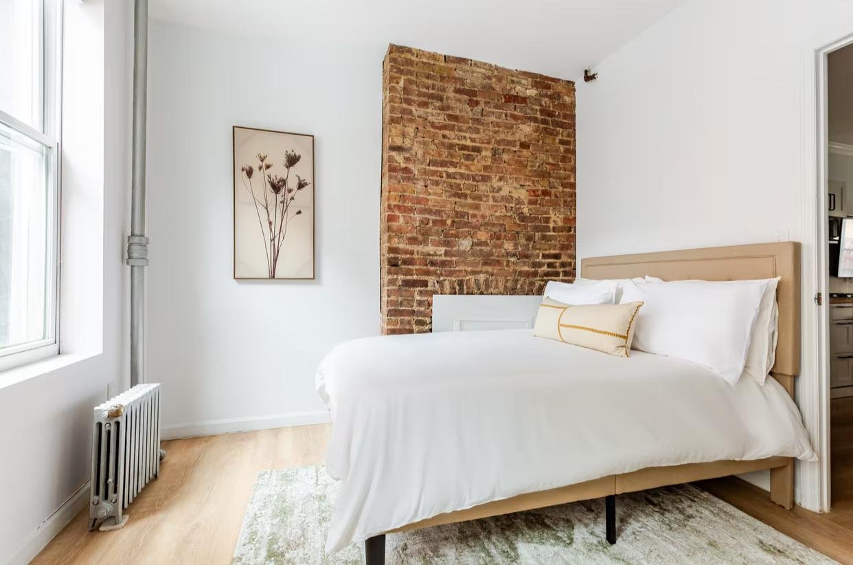 Beautifully renovated  2 bedroom in the East Village!