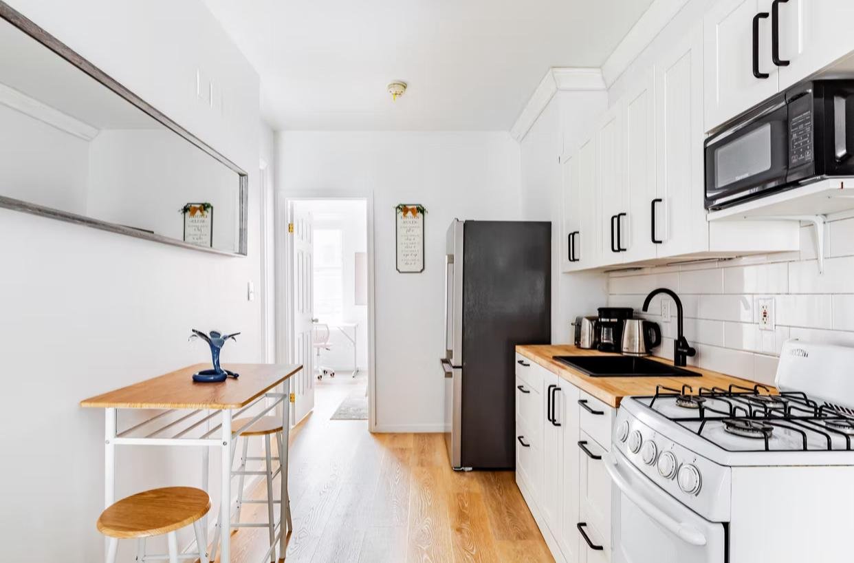 Beautifully renovated  2 bedroom in the East Village!
